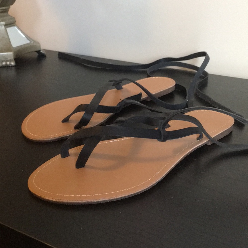 NWOT Lace - Up Sandals